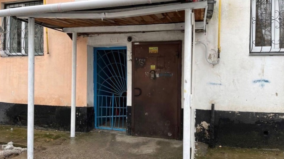 Талғарда ер адамды әйелі мен енесі пышақтап өлтірді деген күдік бар