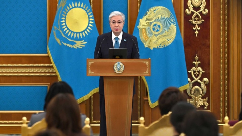 Тоқаев әйелдер қауымын 8 наурыз мерекесімен құттықтады