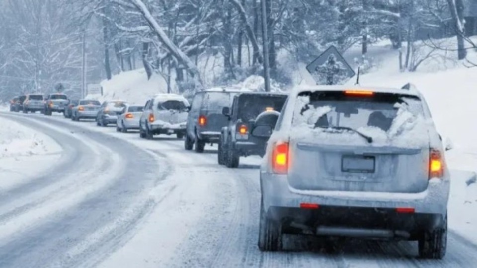 Жолдар 9 наурызға дейін жабық: облыстар мен трассалар тізімі жарияланды