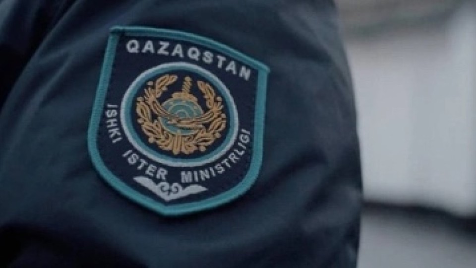 Астанада көшеде дәрет сындырған қытайлықтар енді Қазақстанға кіре алмайды