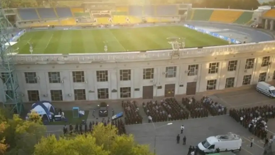 Алматыда «Қайрат» пен «Ақтөбе» матчы өтеді: полиция қауіпсіздік шараларын күшейтті