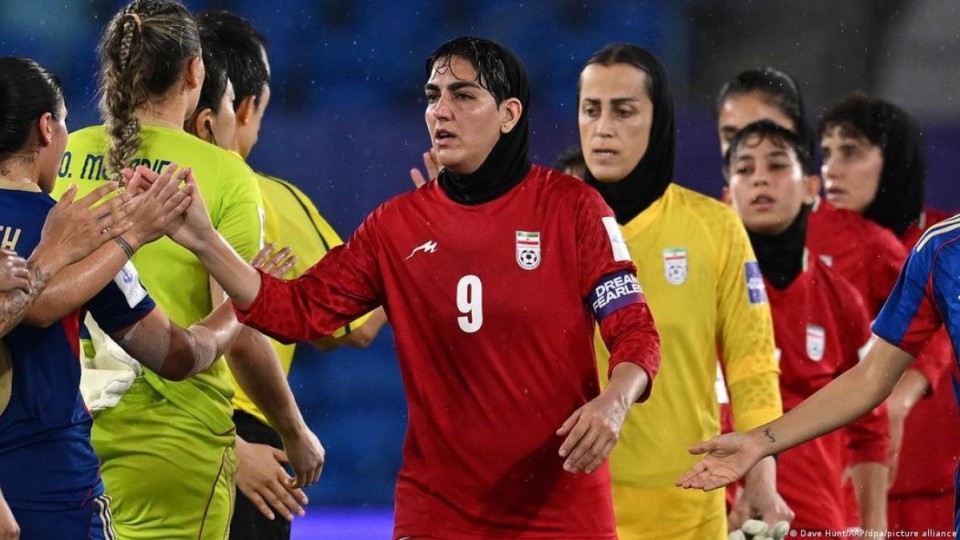 Иран футболшы қыздары Австралиядан баспана алудан бас тартып, елге оралады