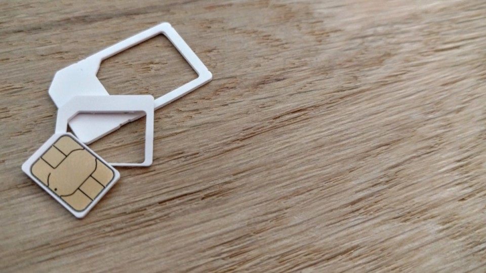 Алматы тұрғыны SIM-карталарды тіркеу схемасына қатысқаны үшін сотталды