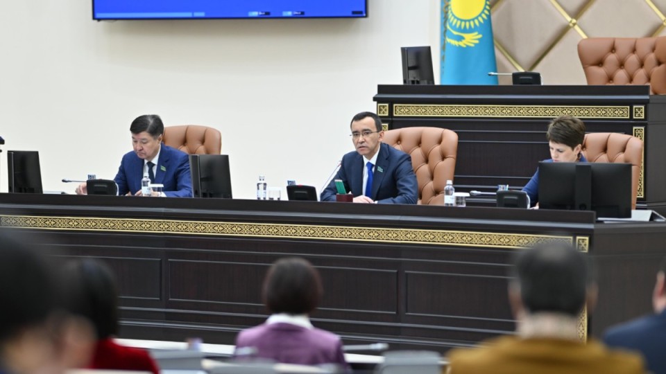 «Буферден» «хабқа» дейін: Мәулен Әшімбаев Қазақстанның Президент Тоқаевтың реформалары аясында дамуының жаңа моделі туралы