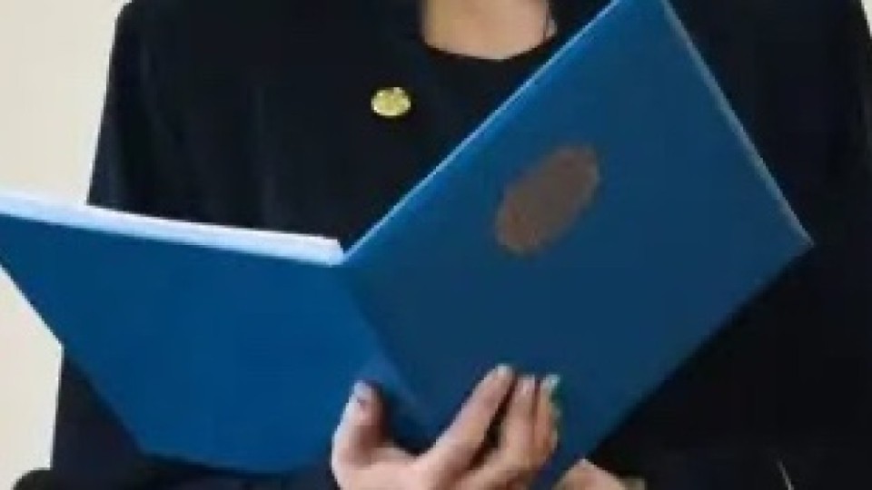 Сәбиін тұншықтырып өлтірген студентке үкім шықты