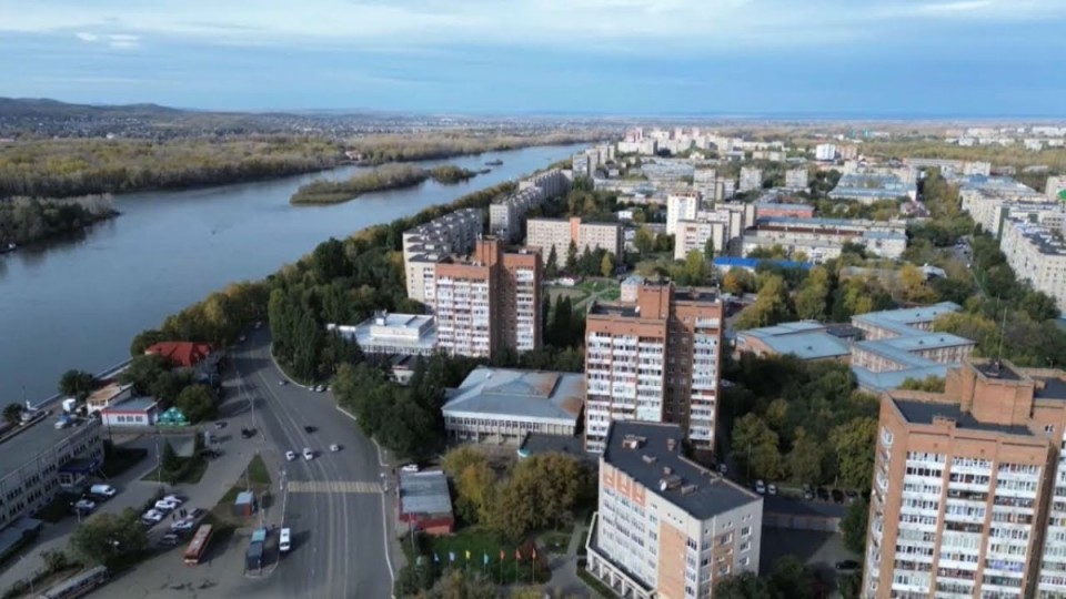 3 литр қан жоғалтқан: Өскеменде 16 жастағы қыз баланы пышақтап кетті