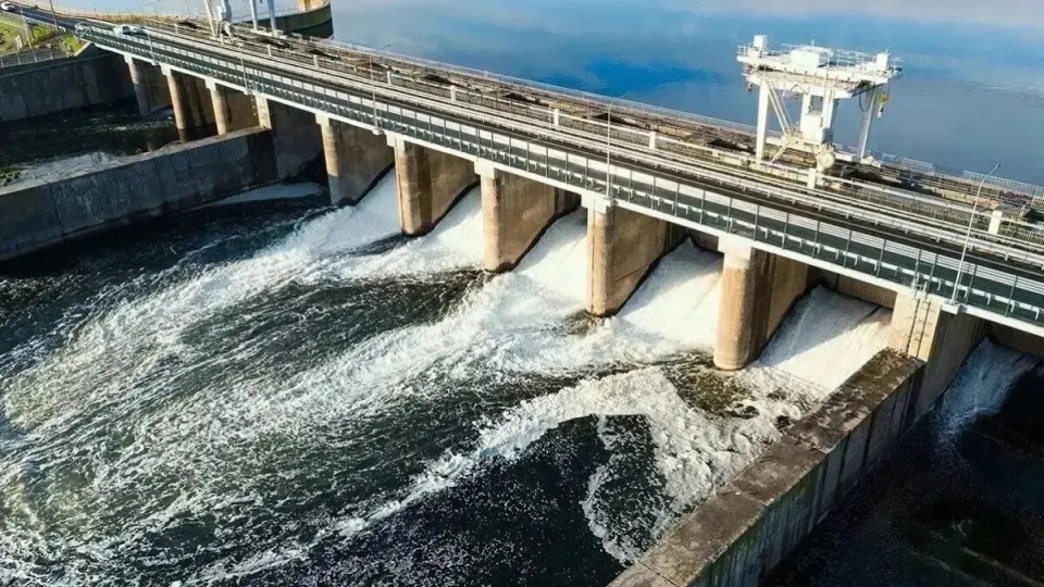 Су тасқыны: бірнеше облыста жол жабылды