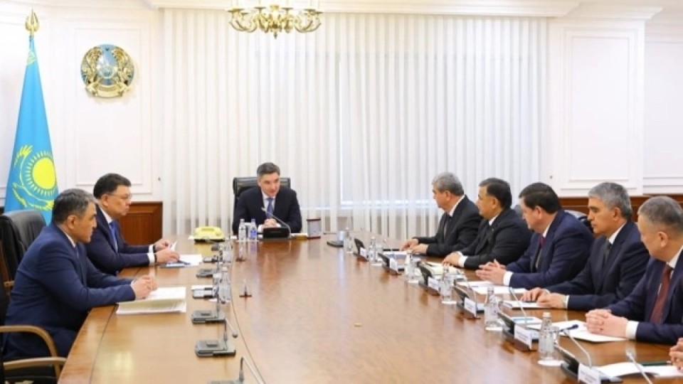 Бектенов Халықаралық Аралды құтқару қорының басқарма мүшелерімен кездесті