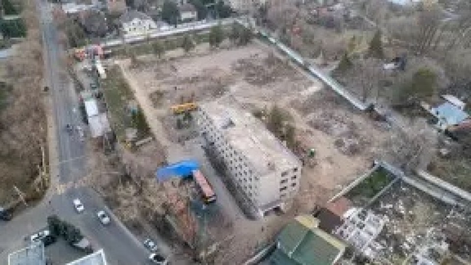 Алматылықтар Бағанашылдағы балалар үйі күреліп жатқанына дабыл қақты