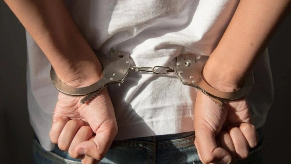 Балқашта пара алу бойынша полиция бөлімінің экс-басшысы мен кәсіпкер қамалды