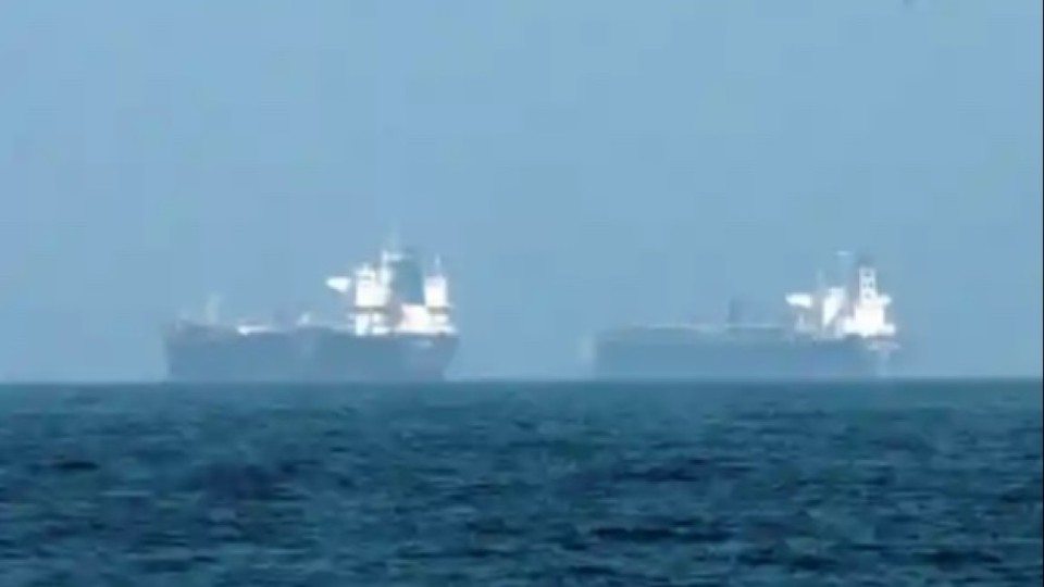 БАӘ АҚШ-пен бірге Ормуз бұғазын күшпен ашуға дайын