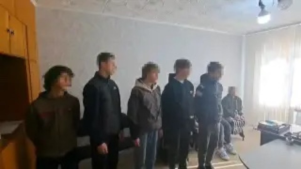 Зейнеткерді соққыға жығып, оны видеоға түсірген жасөспірімдерге үкім шықты