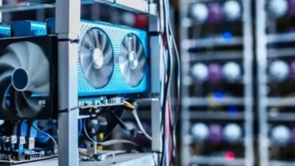 100 млн теңгелік майнинг ісі: Түркістанда бес полицей сотталды