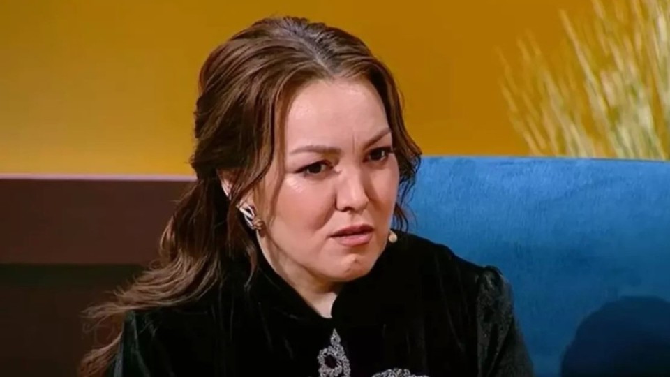 "Мені өліп қалды деп ойлаған": Актриса Жұлдызай Дүйсембиева ел естімеген сұмдық жайтты айтты (ВИДЕО)