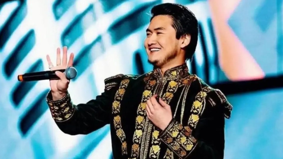 Төреғали Төреәлі жетінші сәбиінің суретін көрсетті (ФОТО)