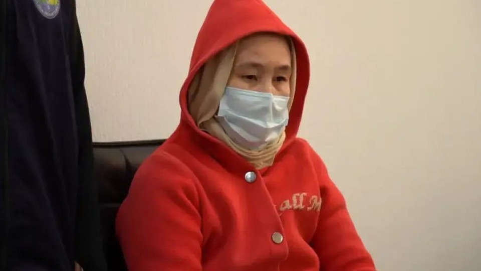 Атыраудағы қанды оқиға: Күдікті Ақбаян Мұқанғалиеваны Алматыға жеткізді