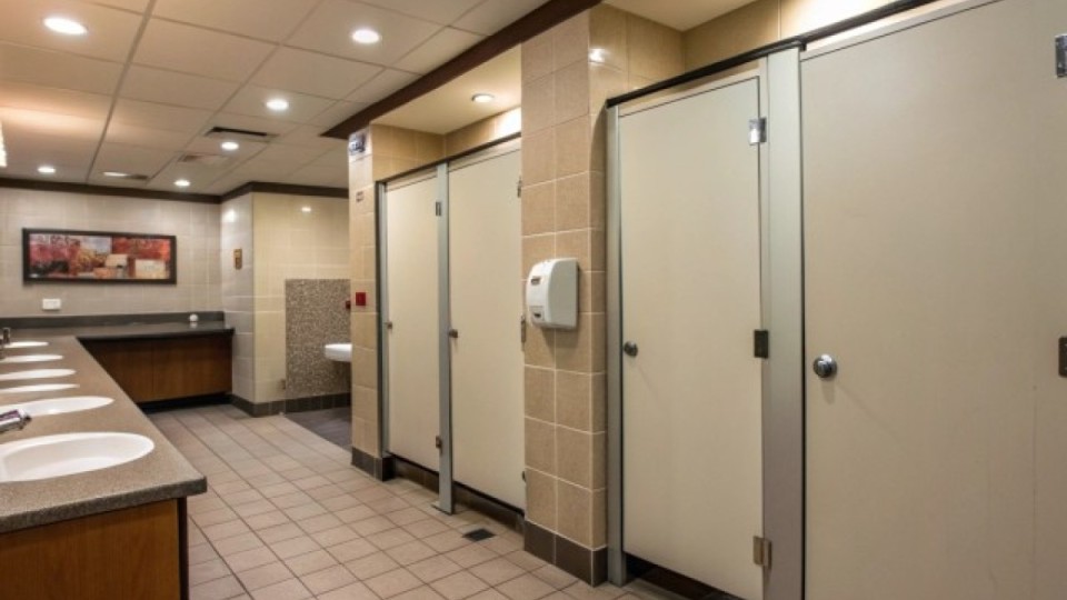 Қарағандыда 5 жылдан бері табылмай жүрген қылмыскер дәретханада жасырынған