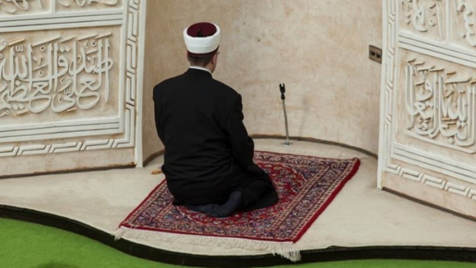 Енді имамдарды балағаттағандар жауапкершілікке тартылады: ҚМДБ ескертуі