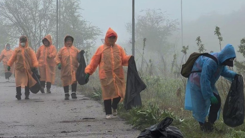 «Мөлдір бұлақ»: Алматыда өзен жағалаулары мен қоғамдық кеңістіктер тазартылды