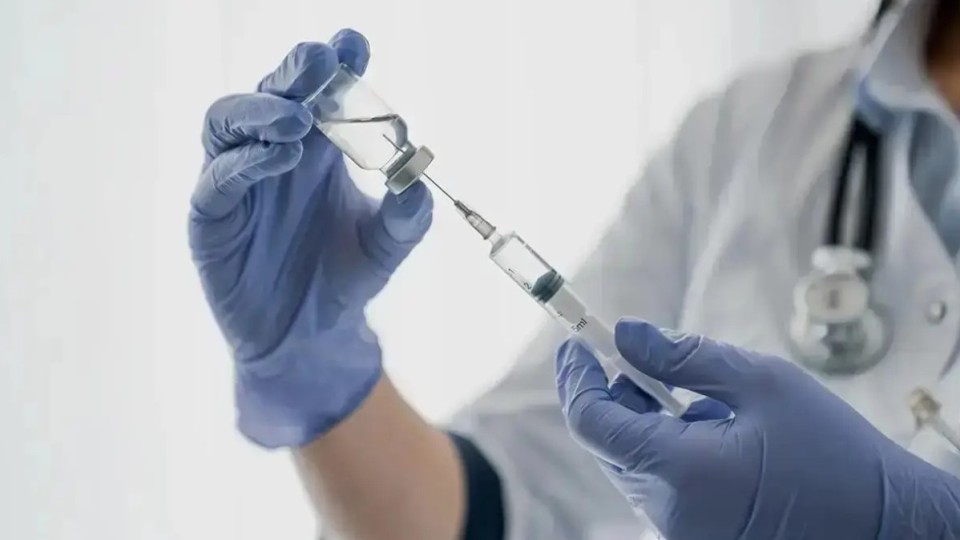 Сарыағашта екпеден кейін 8 айлық сәби шетінеді