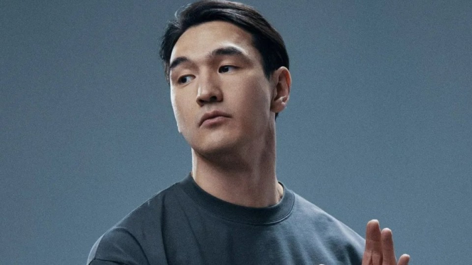 Стендап-комик Сабуров Ресейдегі берешек қарызын өтеді