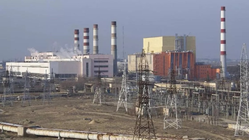 Ақтау атом комбинатында екі жұмысшының беті мен көзін қышқыл күйік шалды