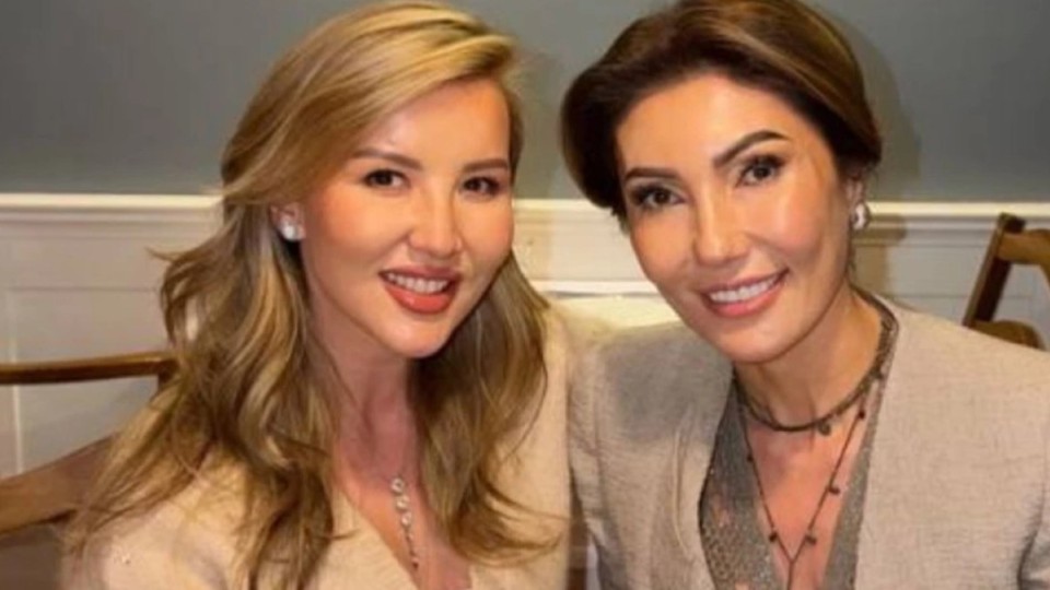 Әлия Назарбаева ұзақ үзілістен кейін көпшілік алдына шықты