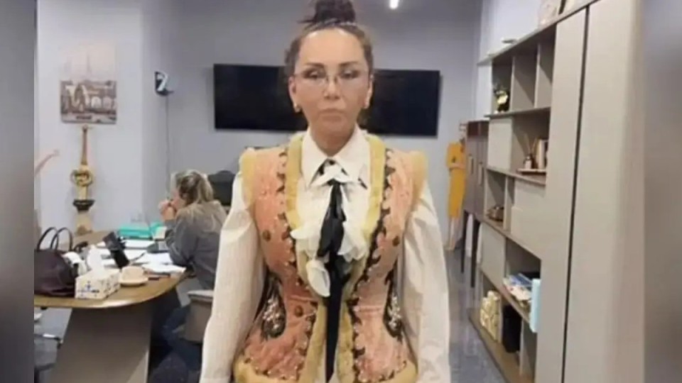 Қыз Жібектің қамзолы үшін Өтекешоваға ай сайын 1 млн теңге төлеп тұрамын - Алагөзова