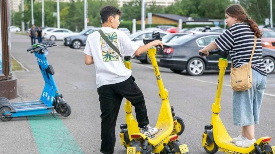 Электрлі самокат жүргізушілеріне талап қатаңдатылды