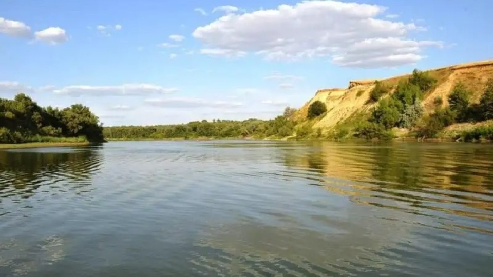 Өскеменде із-түзсіз кеткен жігіттің денесі өзеннен табылды