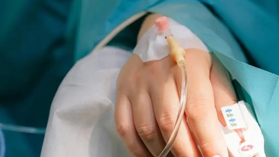 Жол апатынан кейін көлік өртенді: екі адамның жағдайы ауыр
