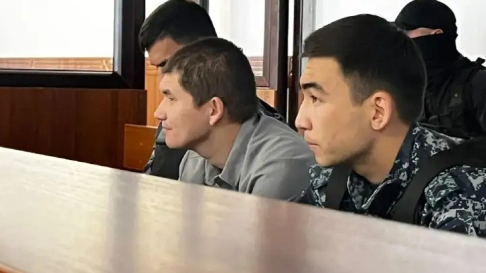 Атырауда бір отбасын қырып салған Сәрсемәлиев Меккеге барған