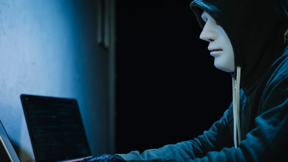 Android қолданушылары үшін: ақша жымқыратын вирус тарауда