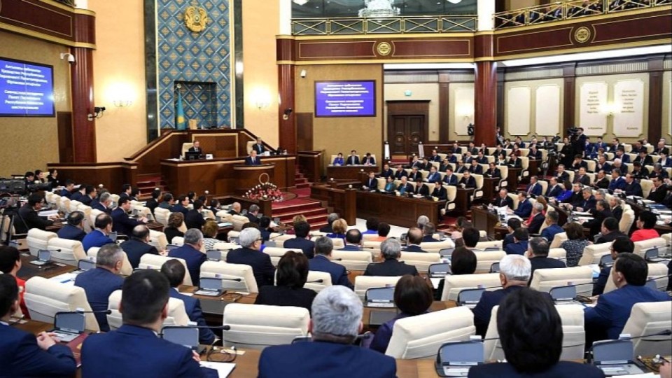 Парламент палаталарының бірлескен отырысы 26 маусымда өтеді
