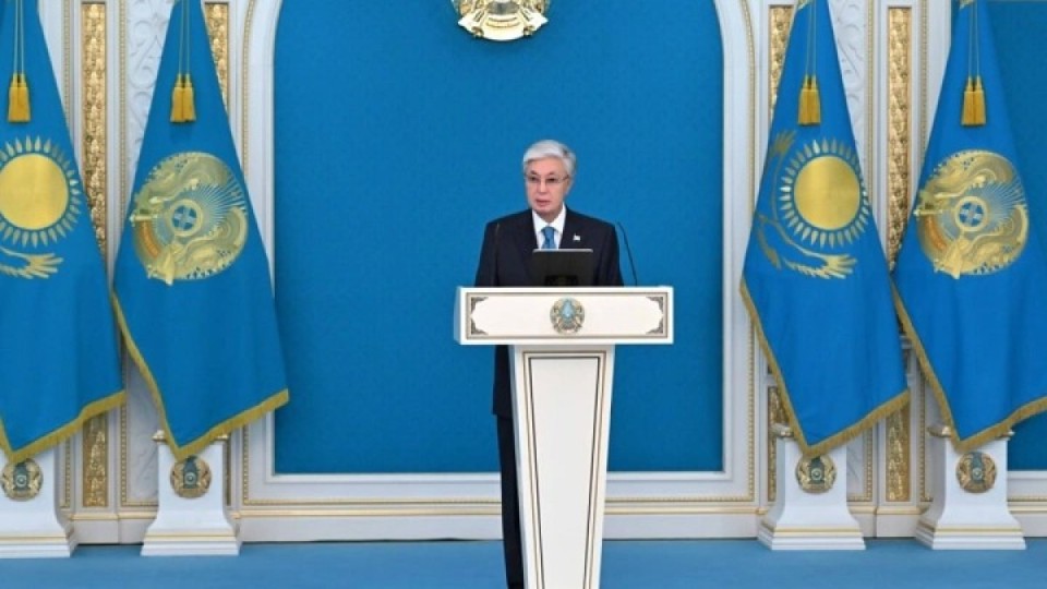 Тоқаев БАҚ қызметкерлерін мерекесімен құттықтады