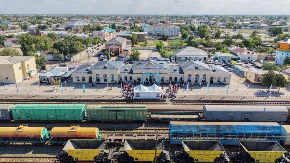 Жаңақорған мен Шиеліде қайта жаңғыртылған теміржол вокзалдары ел игілігіне берілді