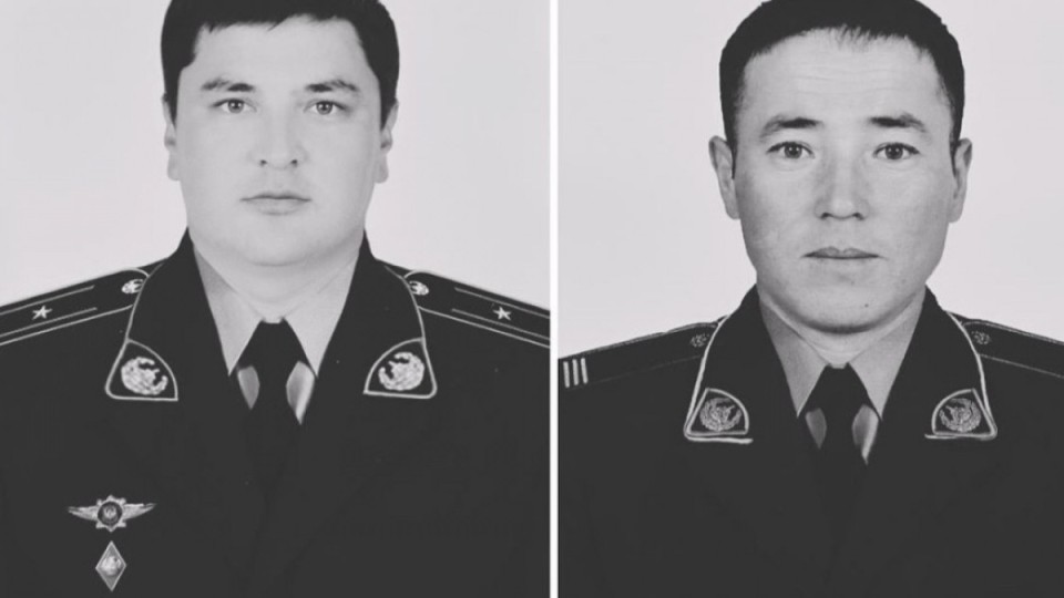 БҚО-да қаза тапқан екі полицейді ақтық сапарға шығарды