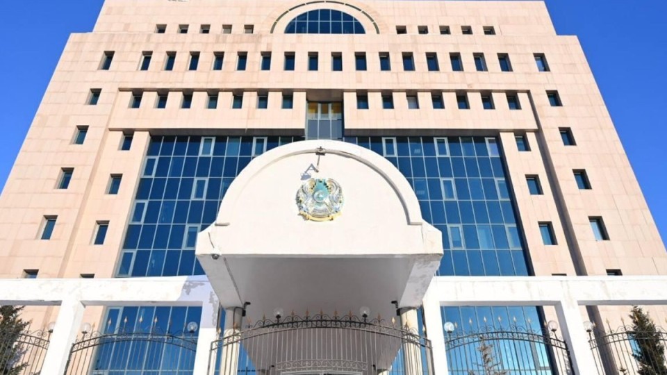 Құрылтай депутаттығынан үміткерді партиялық тізімнен кім шығарып тастай алады?