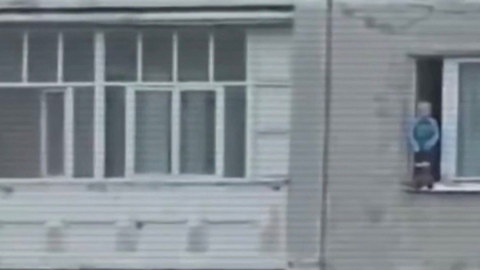 Алматыда бесінші қабаттан құлаған 4 жасар бала аман қалды
