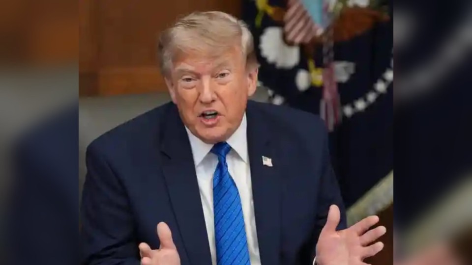 Трамп: АҚШ пен Израиль Иранға соққы жасауды кейінге қалдырды