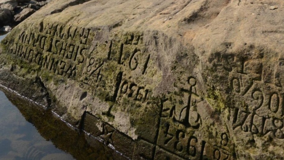 Құрғақшылық Еуропада ғасырлар бойы көрінбеген «аштық тастарын» қайта шығарды