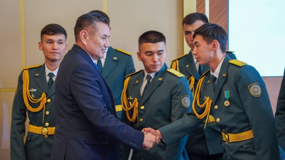Жас офицер-шекарашылар Шығыс Қазақстан шекарасында қызметке кіріседі
