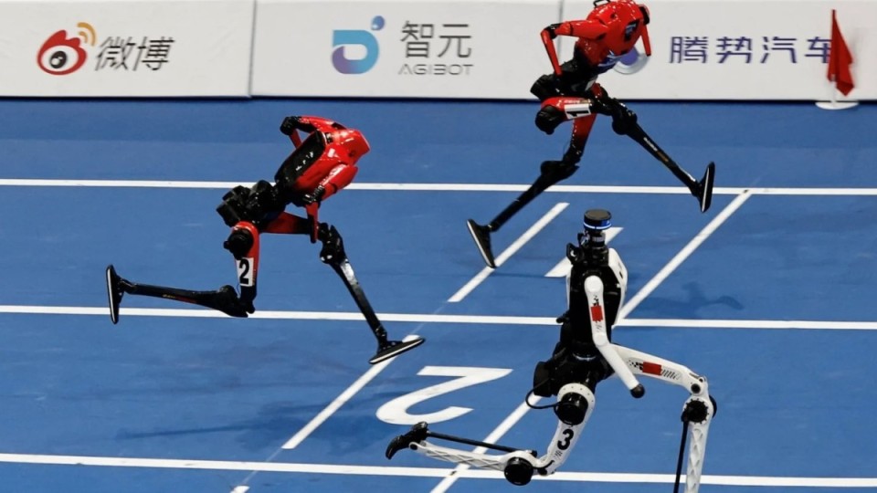 World Humanoid Robot Games: Адамзат рекорды алыста қалатыны анық
