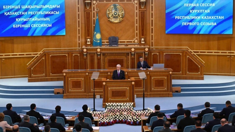 Президент Құрылтай депутаттарына жүктелетін жауапкершілікті атады