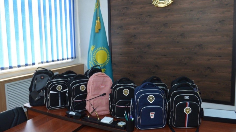 «Қазақмыс» «Мектепке жол» акциясы аясында 2,5 мыңнан астам оқушыға қолдау көрсетті