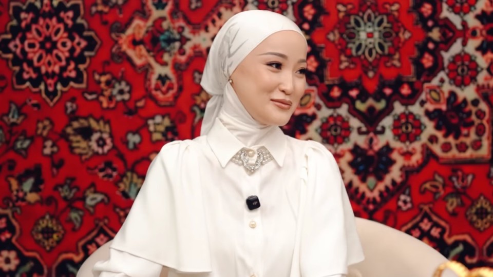 Мөлдір Әуелбекова кімге ғашық екенін айтты