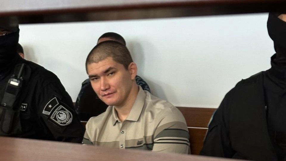 Төрт адамды өлтірген Сәрсемалиев Жезқазғанға жеткізілді
