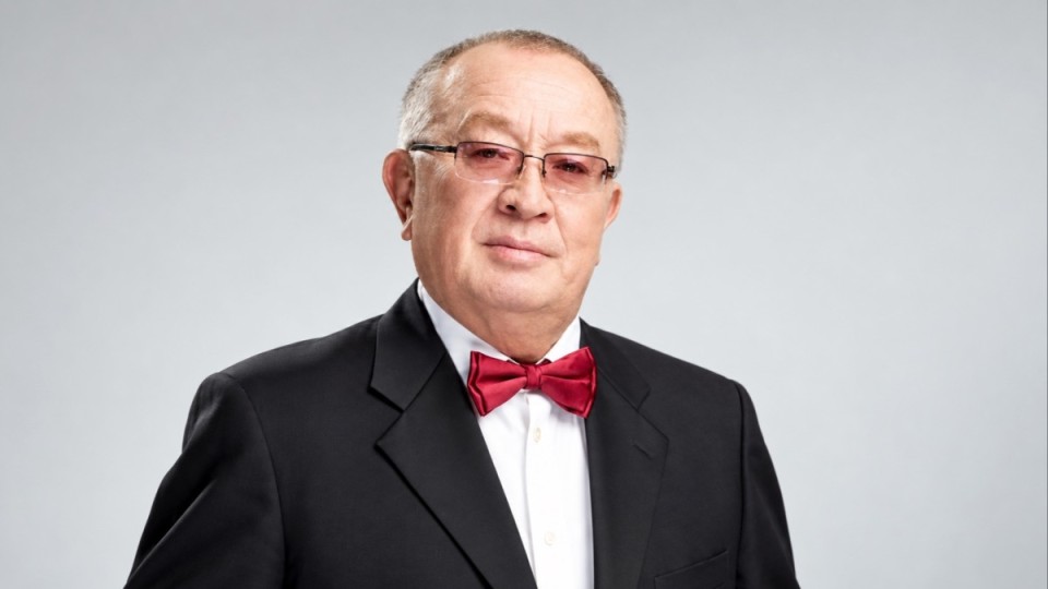 "Өшіріп тастаймын": Алтынбек Қоразбаев танымал жас әншілерге өткір баға берді