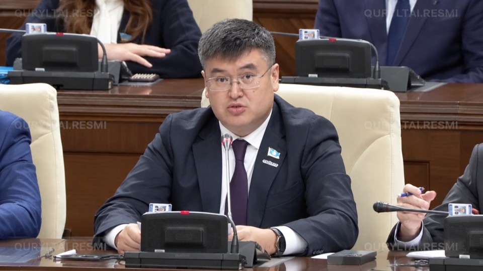Қазақстанда 15 мыңнан астам меншік иесі апатты және тозығы жеткен үйлерде қалып қоюы мүмкін