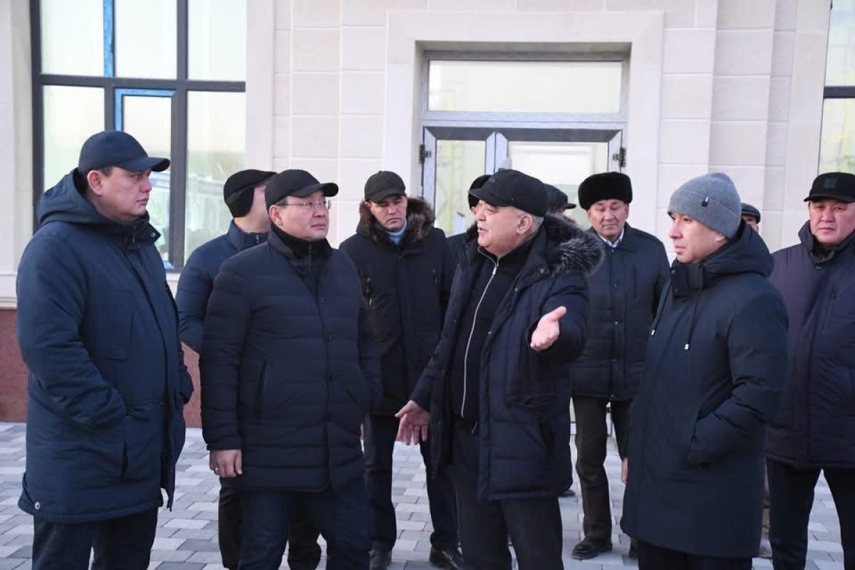 Бүгін облыс әкімінің орынбасары Бақыт Жаханов Қазалы ауданына жұмыс сапарымен барып, аудан әкімі Алмасбек Есмахановпен бірге бірқатар құрылыс нысандарын аралады.